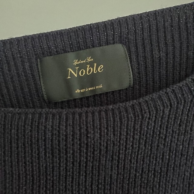 Noble(ノーブル)のNoble ニット ショート丈 ベル袖 レディースのトップス(ニット/セーター)の商品写真