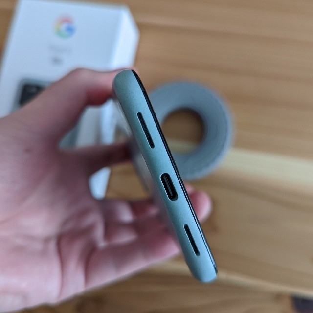 Google Pixel(グーグルピクセル)のGoogle Pixel 5 128GB 美品　5G　SIMフリー スマホ/家電/カメラのスマートフォン/携帯電話(スマートフォン本体)の商品写真