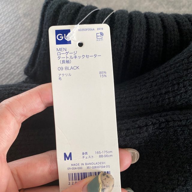 GU(ジーユー)のGU/メンズ/ローゲージタートルネックセーター/BLACK メンズのトップス(ニット/セーター)の商品写真