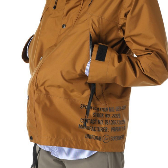 uniform experiment(ユニフォームエクスペリメント)のuniform experiment マウンテンパーカー　UE-200041 メンズのジャケット/アウター(マウンテンパーカー)の商品写真