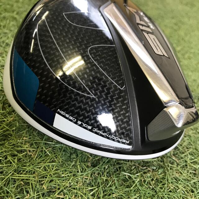 TaylorMade(テーラーメイド)のSIM MAX ドライバーベッド　美品 スポーツ/アウトドアのゴルフ(クラブ)の商品写真