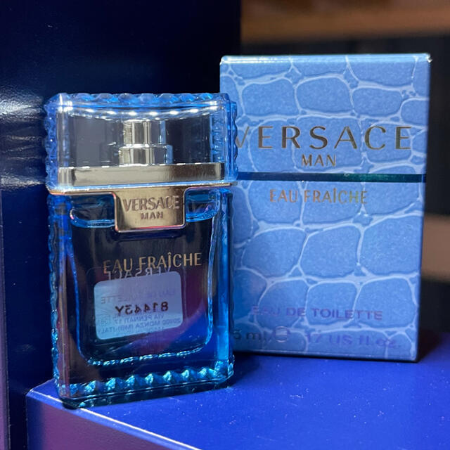 VERSACE(ヴェルサーチ)の新品★Versace/香水/man/オードトワレ/ヴェルサーチ/オーフレッシュ コスメ/美容の香水(香水(男性用))の商品写真