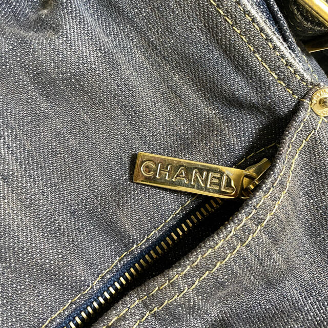 CHANEL(シャネル)のシャネル　デニム　ショルダー レディースのバッグ(ショルダーバッグ)の商品写真