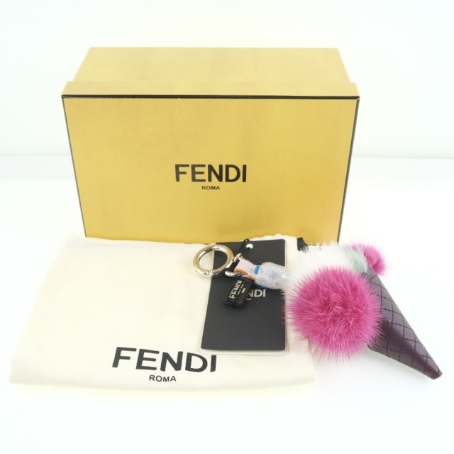 FENDI(フェンディ)のフェンディ アイスクリーム 7AR631 A13U F110H レザ レディースのアクセサリー(チャーム)の商品写真