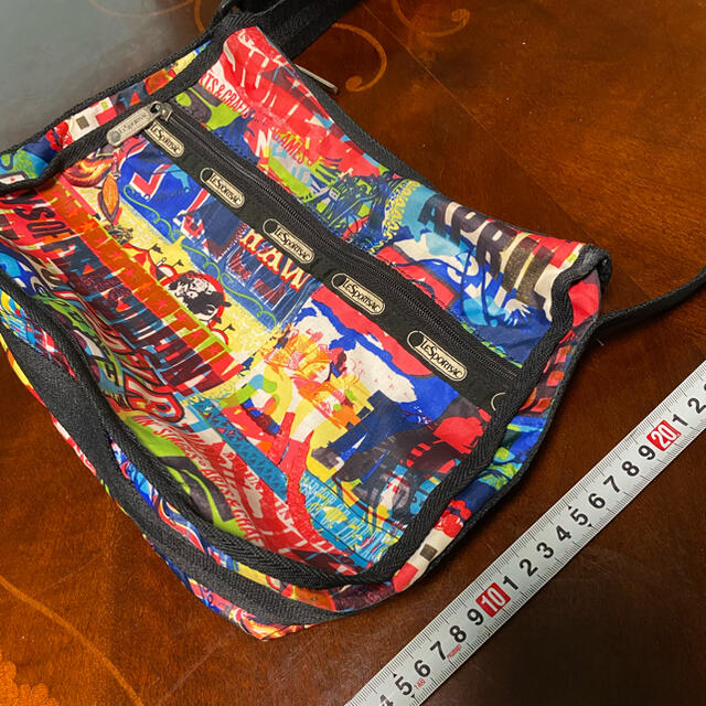 LeSportsac(レスポートサック)のレスポンス　ショルダー レディースのバッグ(ショルダーバッグ)の商品写真