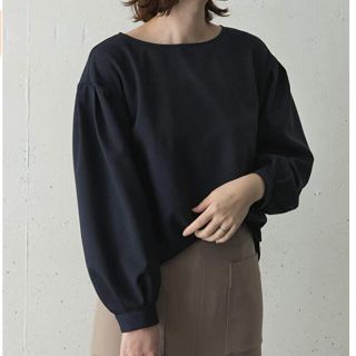 アーバンリサーチロッソ(URBAN RESEARCH ROSSO)のツイルバックボタンブラウス【NAVY】未使用タグ付き(シャツ/ブラウス(長袖/七分))