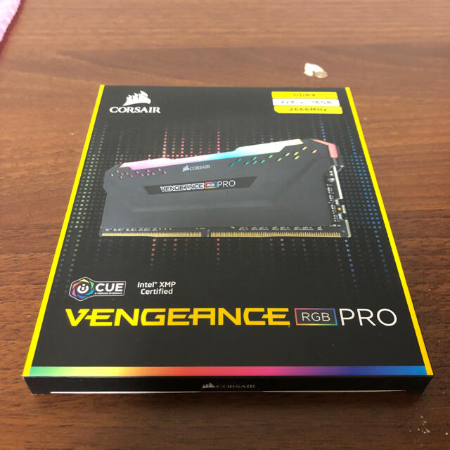 新品 CORSAIR VENGEANCE PRO DDR4 16GB メモリ