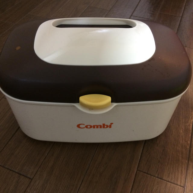 combi(コンビ)のコンビ♡おしりふきウォーマー♡ キッズ/ベビー/マタニティのおむつ/トイレ用品(ベビーおしりふき)の商品写真