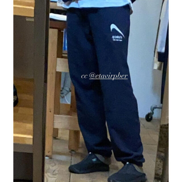 1LDK SELECT(ワンエルディーケーセレクト)のReverse Etavirp Sweat Pants Navy×Silver メンズのパンツ(その他)の商品写真