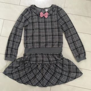 マザウェイズ(motherways)の140 グレー✖️ピンク　チェック柄ワンピース　マザウェイズ　女の子　子供服(ワンピース)