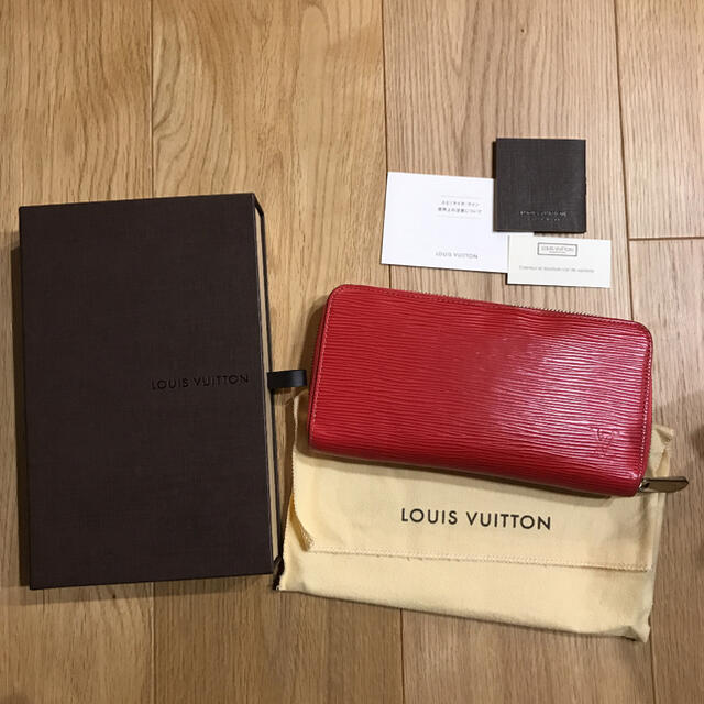 週末SALE ルイヴィトン ジッピーウォレット エピ 長財布 WVN9ahYquM