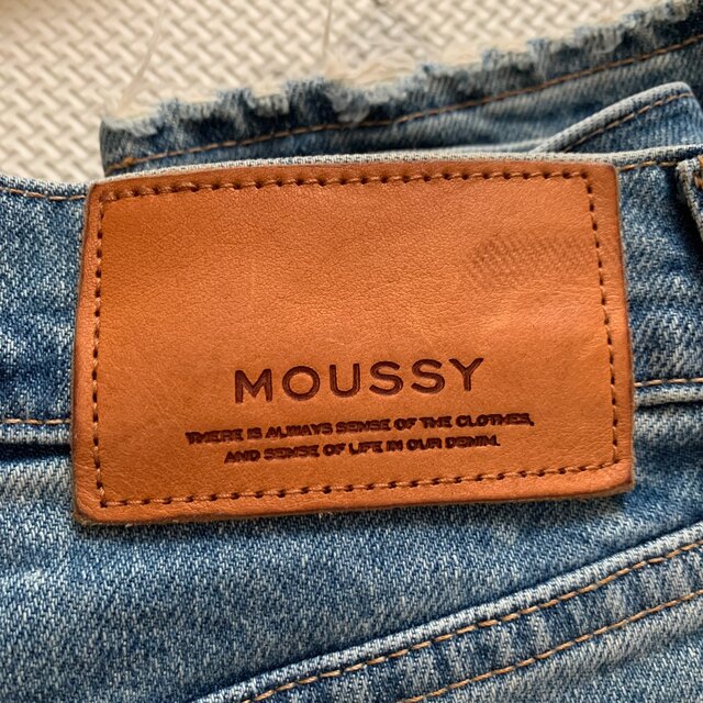 moussy(マウジー)のmoussy ＭＶＳ skinny 24インチ レディースのパンツ(デニム/ジーンズ)の商品写真