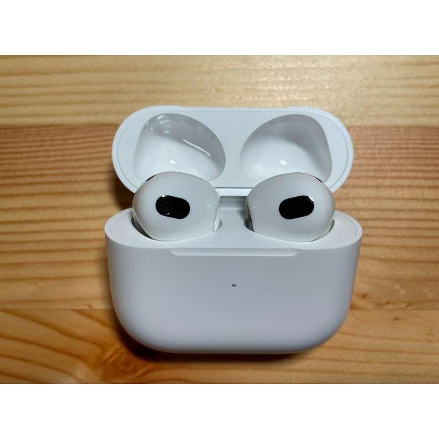 □【正規品】AirPods (第3世代)