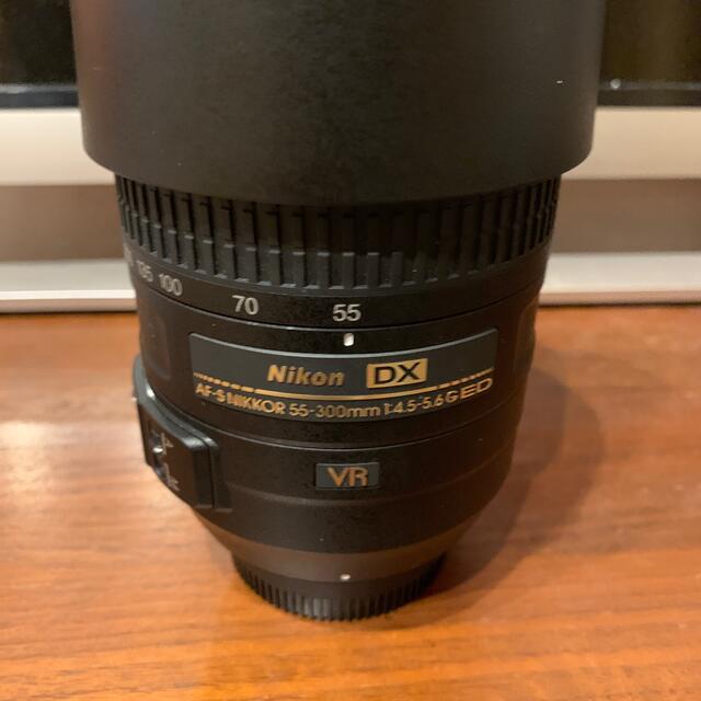 Nikon(ニコン)の AF-S DX NIKKOR 55-300mm F4.5-5.6G ED スマホ/家電/カメラのカメラ(デジタル一眼)の商品写真