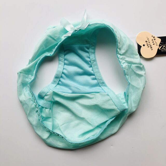 新品　純色　小さい胸大歓迎　ノンワイヤー寄せ補正ブラショッツセット#661 レディースの下着/アンダーウェア(ブラ&ショーツセット)の商品写真