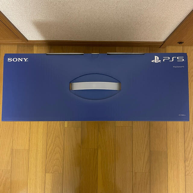 SONY(ソニー)のPS5 プレイステーション5 本体 CFI-1100A01 エンタメ/ホビーのゲームソフト/ゲーム機本体(家庭用ゲーム機本体)の商品写真