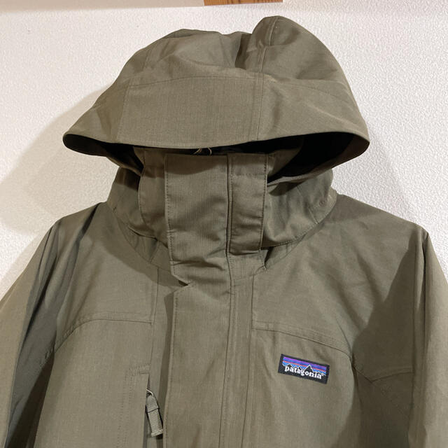 patagonia マウンテンパーカー　カーキ　mars