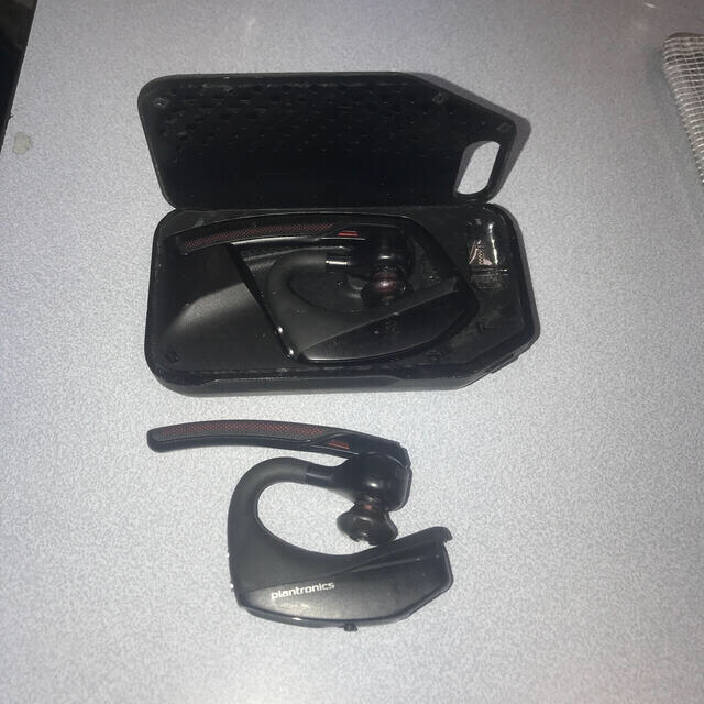 PLANTRONICS Voyager 5200 2台&充電ケース