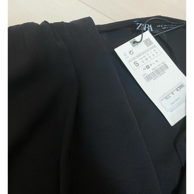 ZARA(ザラ)のノースリーブ　トップス レディースのトップス(シャツ/ブラウス(半袖/袖なし))の商品写真