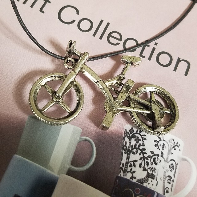 No.708 自転車のシルバーネックレス　長さ調節可、ペンダント、綺麗、サイクル レディースのアクセサリー(ネックレス)の商品写真