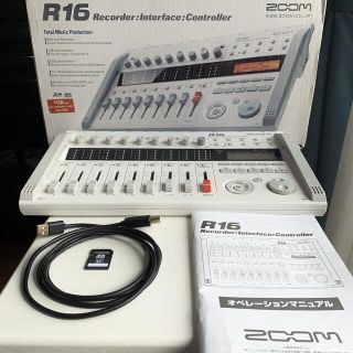 ズーム(Zoom)のzoom R16 マルチトラックレコーダー(MTR)