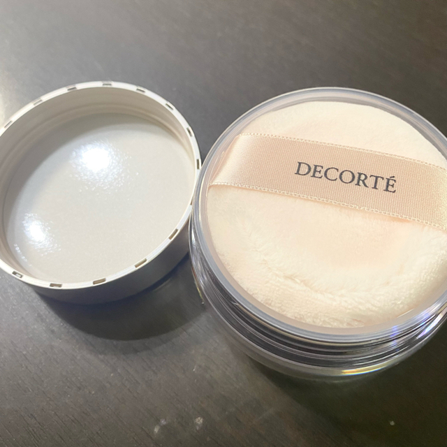 COSME DECORTE(コスメデコルテ)のみー様専用♡新品♡コスメデコルテ フェイスパウダー 00 トランスルーセント   コスメ/美容のベースメイク/化粧品(フェイスパウダー)の商品写真