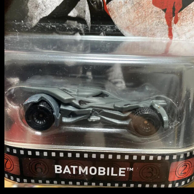 ホットウィール バットマン VS スーパーマン バットモービル 1