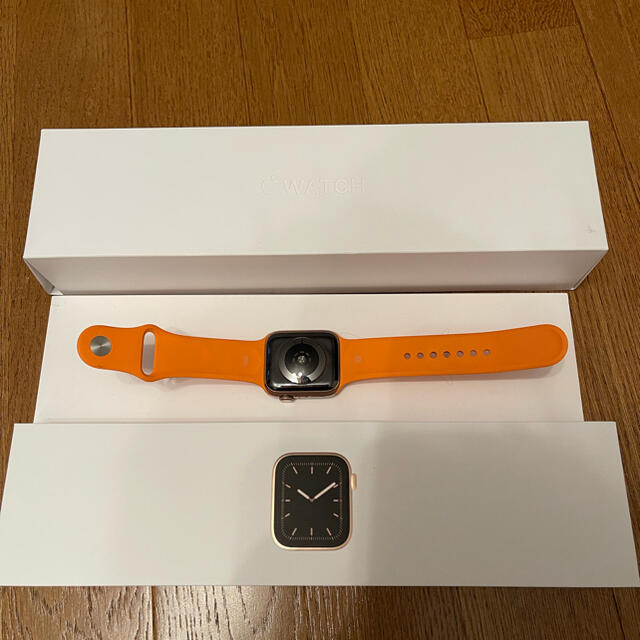 Apple Watch series5 GPS＋Cellularモデル 44㎜ www.krzysztofbialy.com