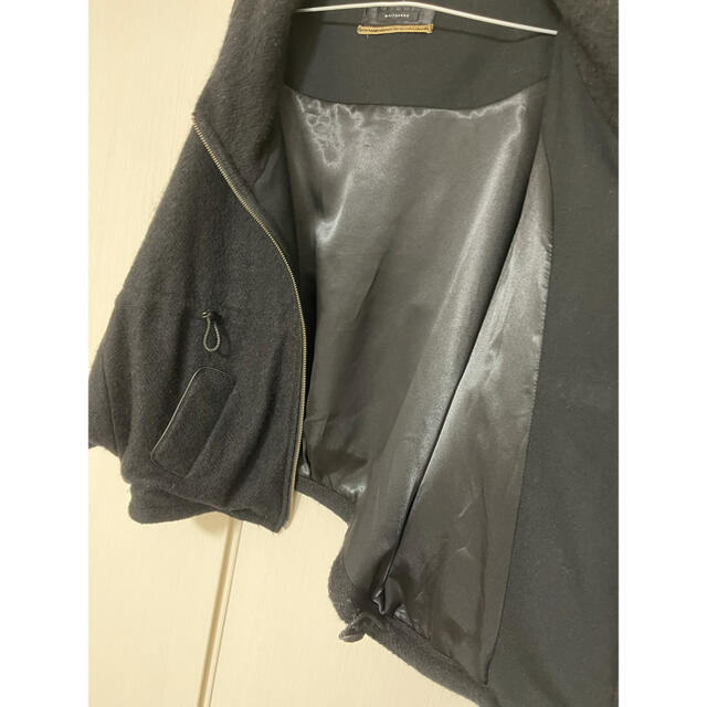 SCOT CLUB(スコットクラブ)のMAITRESSE 黒 ドルマン レディースのジャケット/アウター(ポンチョ)の商品写真