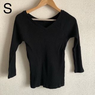 ユニクロ(UNIQLO)のUNIQLO Vネック 黒 七分袖 Sサイズ(Tシャツ(長袖/七分))