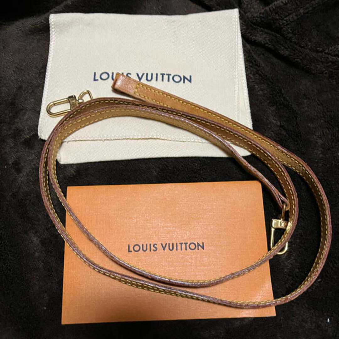 LOUIS VUITTON(ルイヴィトン)のLOUIS VUITTON ヌメ革 ショルダーストラップ レディースのファッション小物(その他)の商品写真