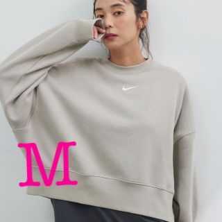 ナイキ(NIKE)の【M】ナイキ  エッセンシャル オーバーサイズド フリース　ベージュ(トレーナー/スウェット)