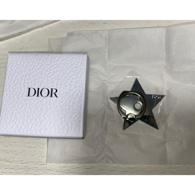 Dior(ディオール)のディオール　ノベルティ　スマホリング スマホ/家電/カメラのスマホアクセサリー(その他)の商品写真