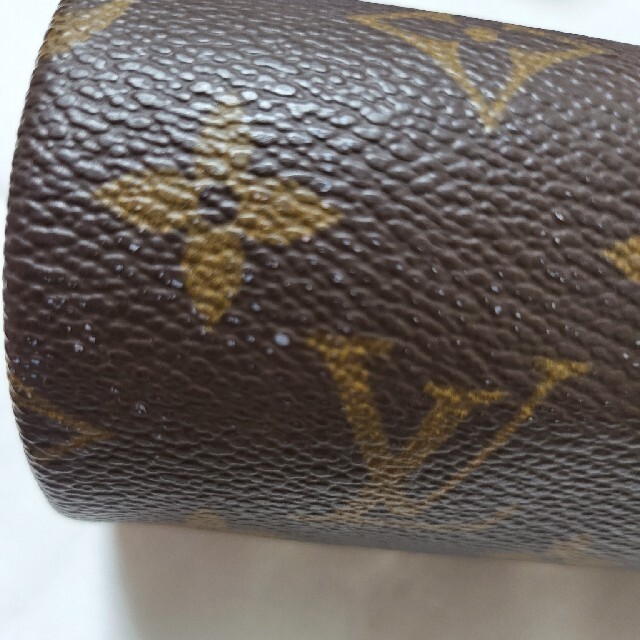 LOUIS VUITTON(ルイヴィトン)のLouis Vuitton　LV ルイヴィトン　パピヨン　ポーチ レディースのファッション小物(ポーチ)の商品写真