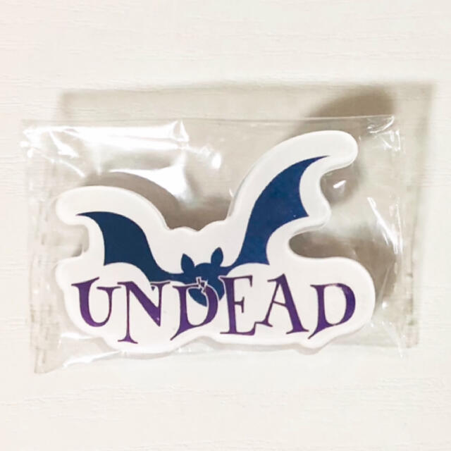 新品☆あんスタ【UNDEAD】ロゴ☆アクリルバッジの通販 by ♡'s 新品☆あんスタ【UNDEAD】ロゴ☆アクリルバッジの通販 by ♡'s