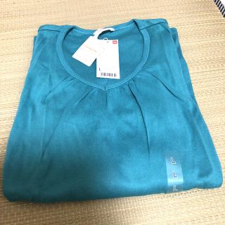 ユニクロ(UNIQLO)のギャザーVネックTシャツ（未使用）(Tシャツ(長袖/七分))