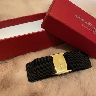 【お気にいる】ヘアアクセサリーフェラガモ サイズ バレッタ/ヘアクリップの通販 22点 | Ferragamoの