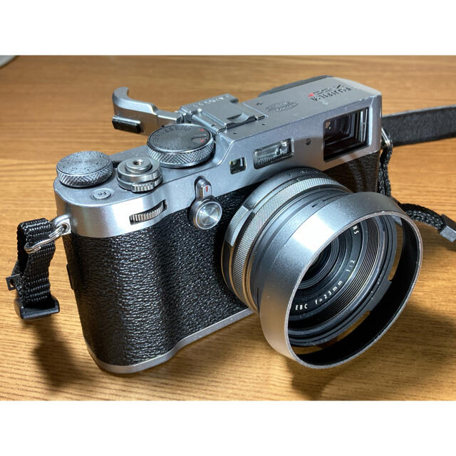 交換無料! 富士フイルム - FUJIFILM X100F 富士フイルム シルバー
