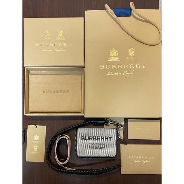 BURBERRY   新品 BURBERRY バーバリー カードケース ホースフェリー