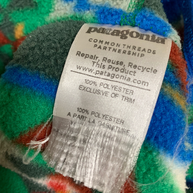 patagonia(パタゴニア)のPatagonia フリース キッズ/ベビー/マタニティのキッズ服男の子用(90cm~)(ジャケット/上着)の商品写真