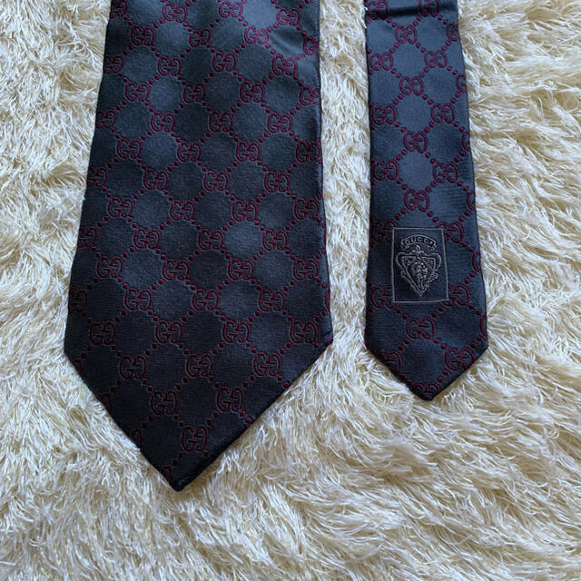 Gucci - 極美品☆グッチ ネクタイ ネイビー ggロゴ クリーニング済の