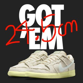 ナイキ(NIKE)のNIKE SB DUNK LOW "MUMMY"(スニーカー)