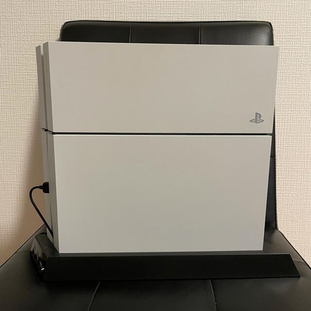 PS4・本体 ホワイト 500GB 【CUH-1200A】【スタンド付き】