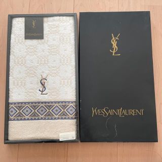 イヴサンローランボーテ(Yves Saint Laurent Beaute)のイブサンローラン　YSL  スポーツタオル(タオル/バス用品)