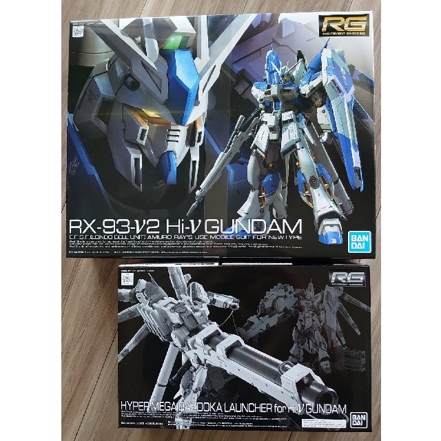 RG Hi-νガンダム＋ハイパー・メガ・バズーカ・ランチャー未組立セット