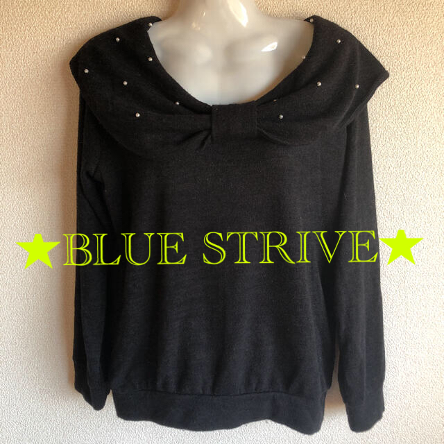 BLUE STRIVE セーター　ビーズ付きトップス レディースのトップス(ニット/セーター)の商品写真