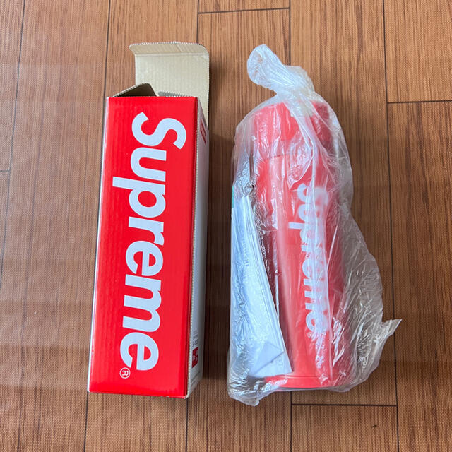 メンズ新品未使用 supreme ZOJIRUSHI 象印　水筒