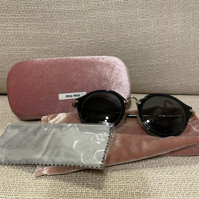 miu miu サングラス-