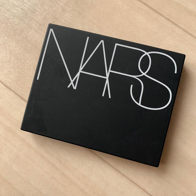 NARS(ナーズ)のNARS クワッドアイシャドー コスメ/美容のベースメイク/化粧品(アイシャドウ)の商品写真