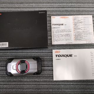 キョウセラ(京セラ)のTORQUE x01(携帯電話本体)